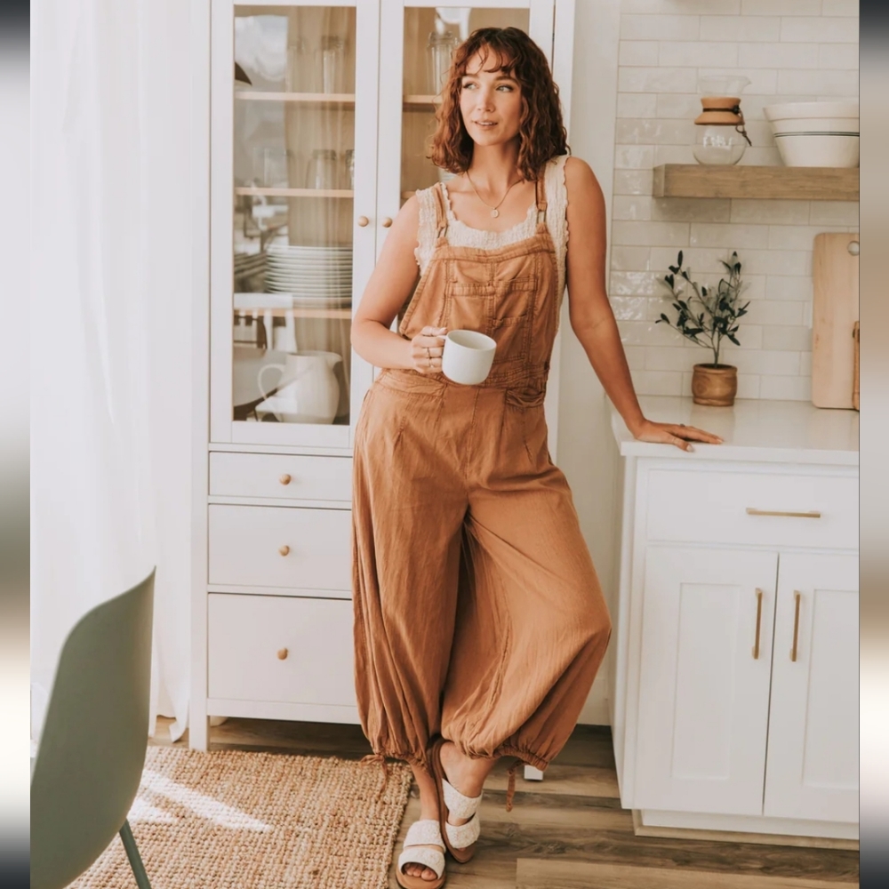 Free People Follow the Sun One piece/overalls - peach ๐ - Picture 3 of 9